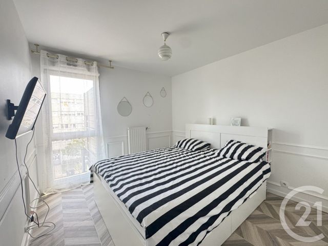 Appartement Duplex à louer - 3 pièces - 52.88 m2 - ATHIS MONS - 91 - ILE-DE-FRANCE - Century 21 Viry Plein Coeur