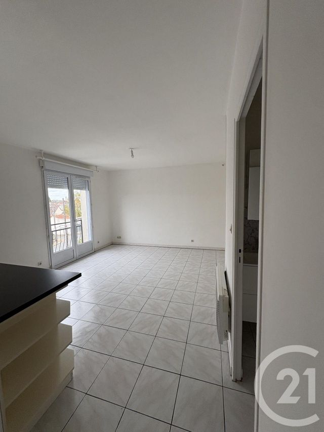Appartement F1 à louer - 1 pièce - 34.9 m2 - VIRY CHATILLON - 91 - ILE-DE-FRANCE - Century 21 Viry Plein Coeur
